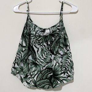 H&M green and white tank top size XXS fits Small